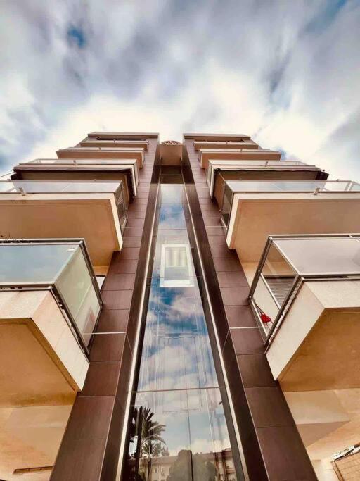 דירות מורסיה Apartamento Centrico Con Plaza De Garaje Y Piscina מראה חיצוני תמונה