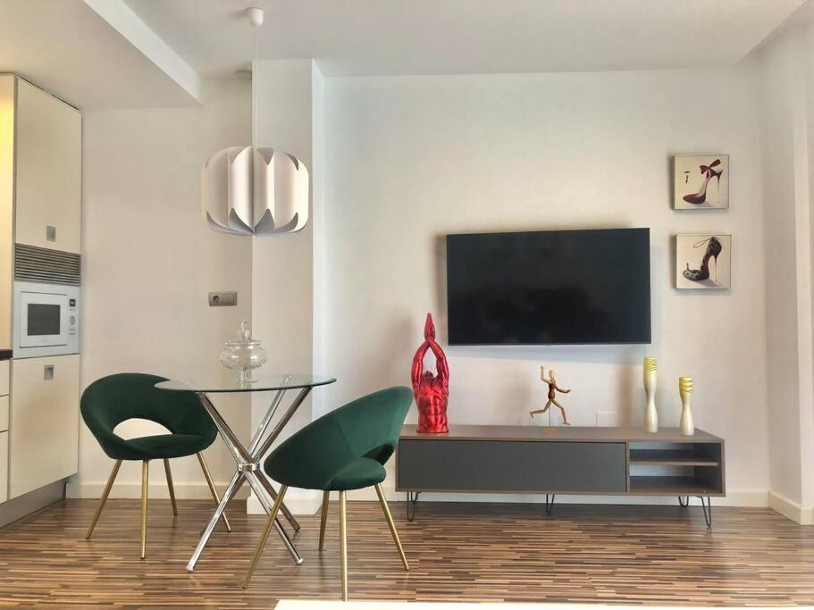 דירות מורסיה Apartamento Centrico Con Plaza De Garaje Y Piscina מראה חיצוני תמונה
